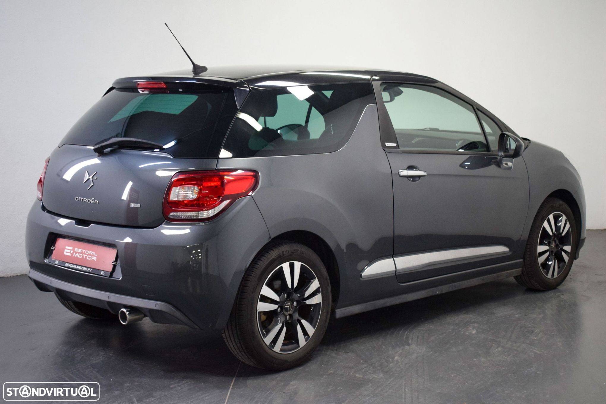 Citroën DS3 1.6 e-HDi So Chic - 3