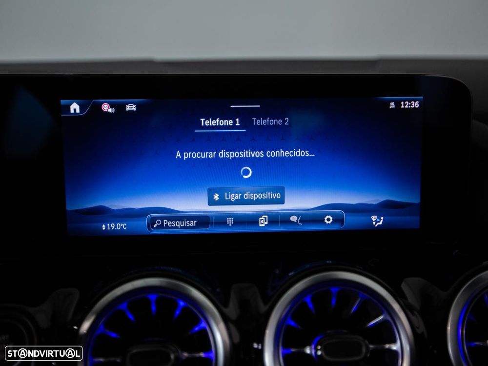 Mercedes-Benz GLA 180 7G-DCT Progressive Advanced - 24