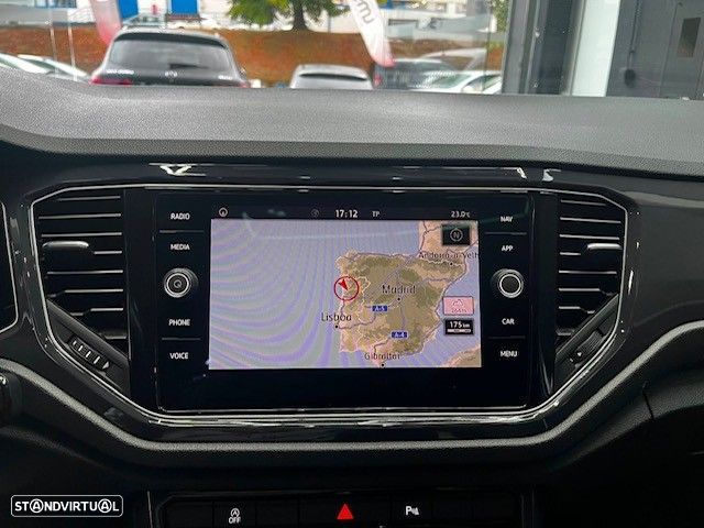 VW T-Roc 1.5 TSI Sport DSG - 12