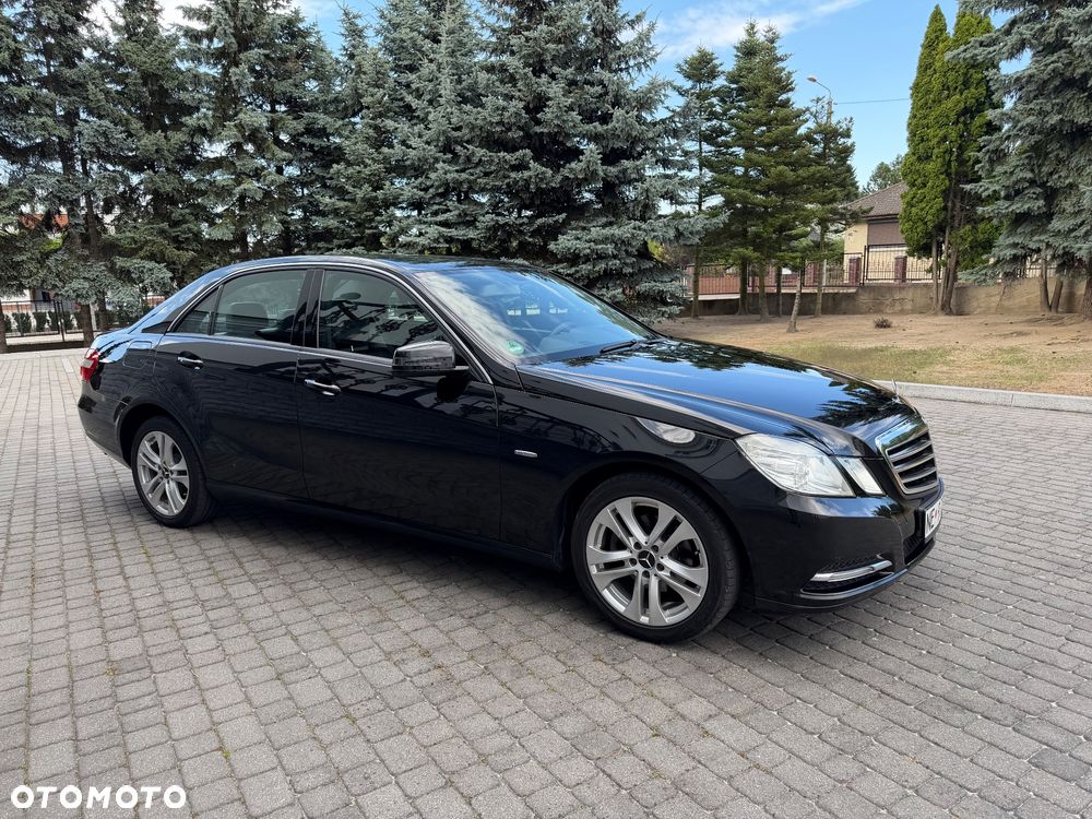 Mercedes-Benz Klasa E 220 CDI DPF BlueEFFICIENCY Automatik - 6