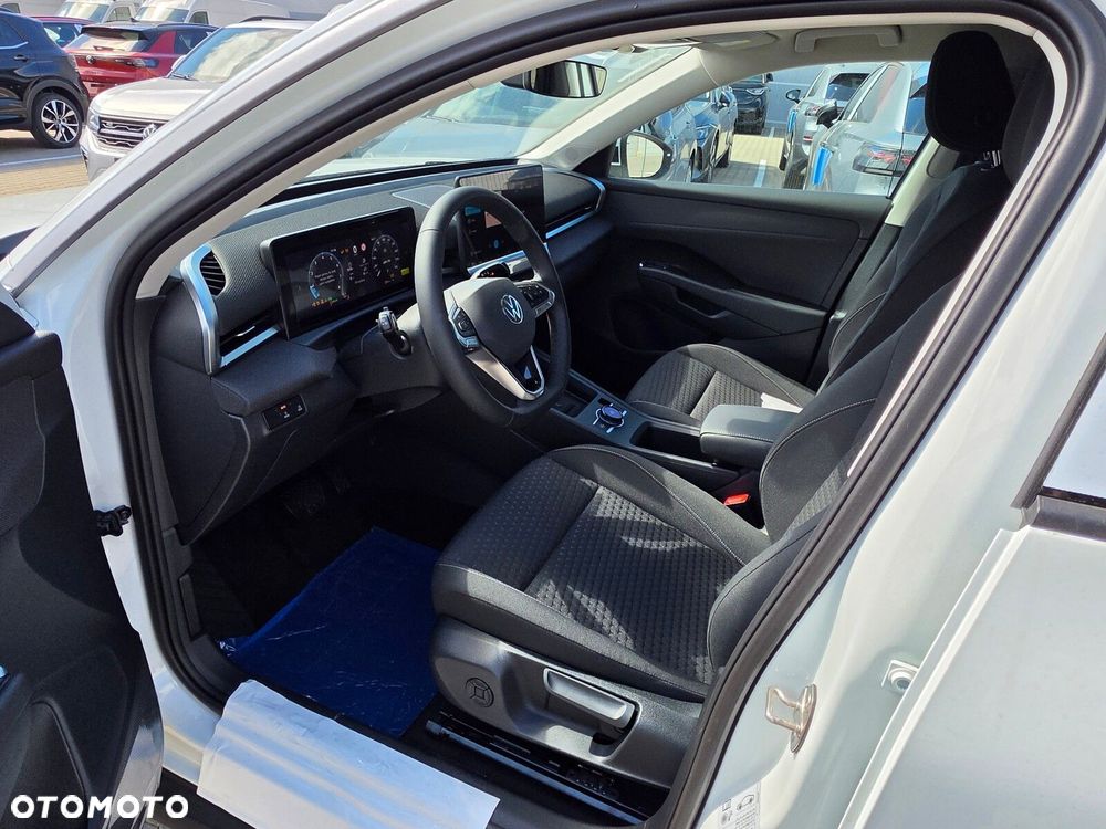 Volkswagen T-Roc - 14