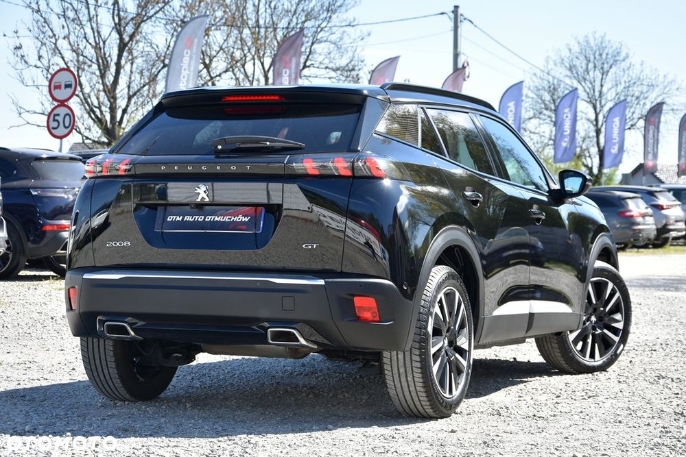 Peugeot 2008 PureTech 130 EAT8 GT - 7