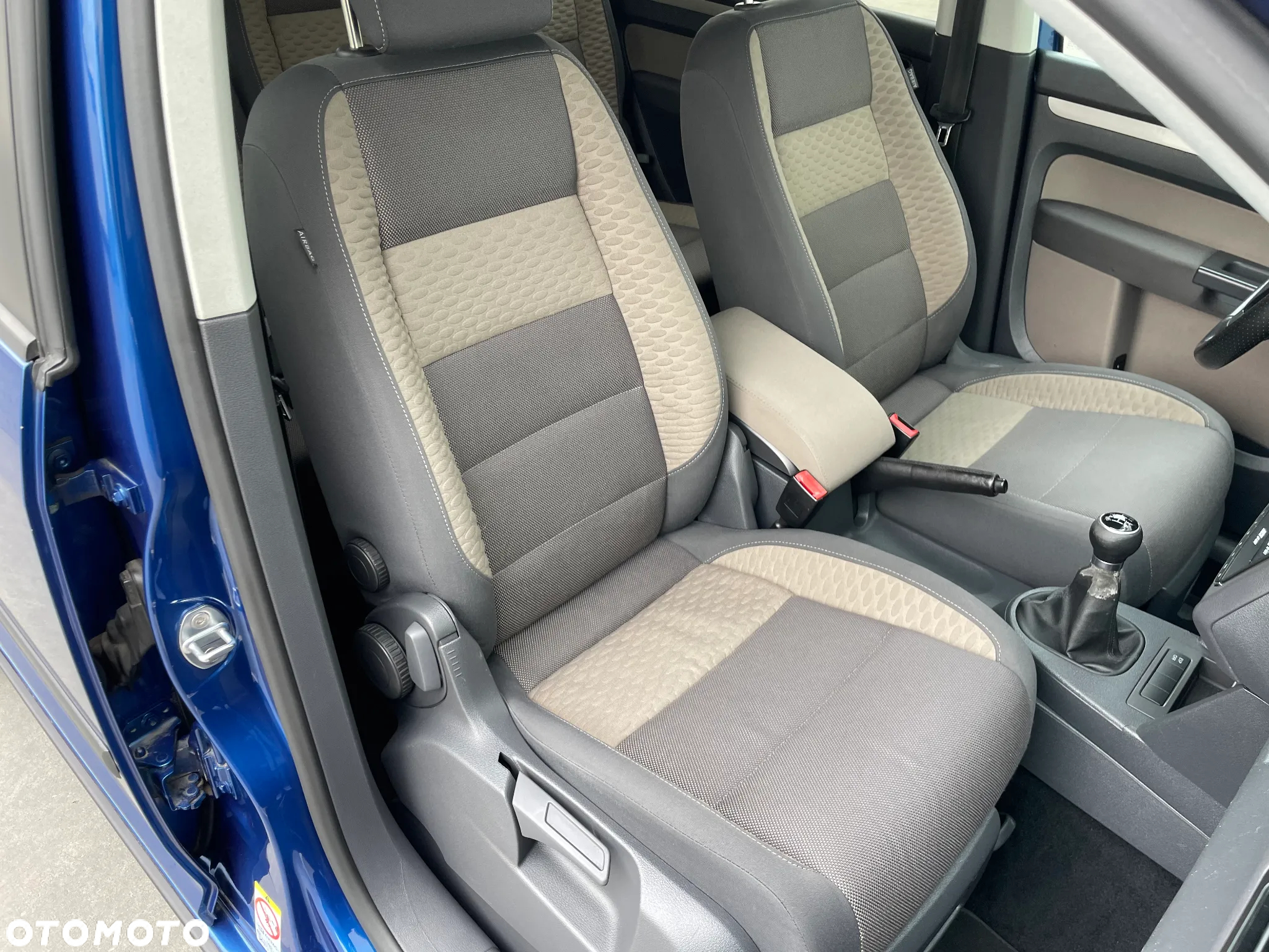 Volkswagen Touran 1.4 TSI Cross - 22