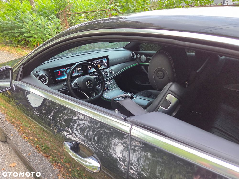 Mercedes-Benz Klasa E 400 4Matic 9G-TRONIC AMG Line - 17