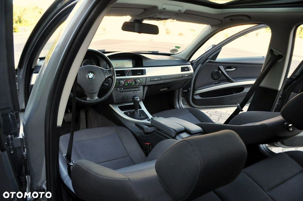 BMW Seria 3 - 30