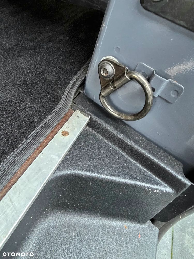 Mercedes-Benz VITO - 17