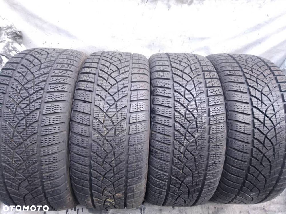 Goodyear Ultra Grip Performance GEN-1 245/40 R18 97V 2022 2023 2024 8mm - 1