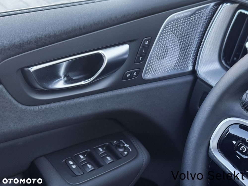 Volvo XC 60 - 36