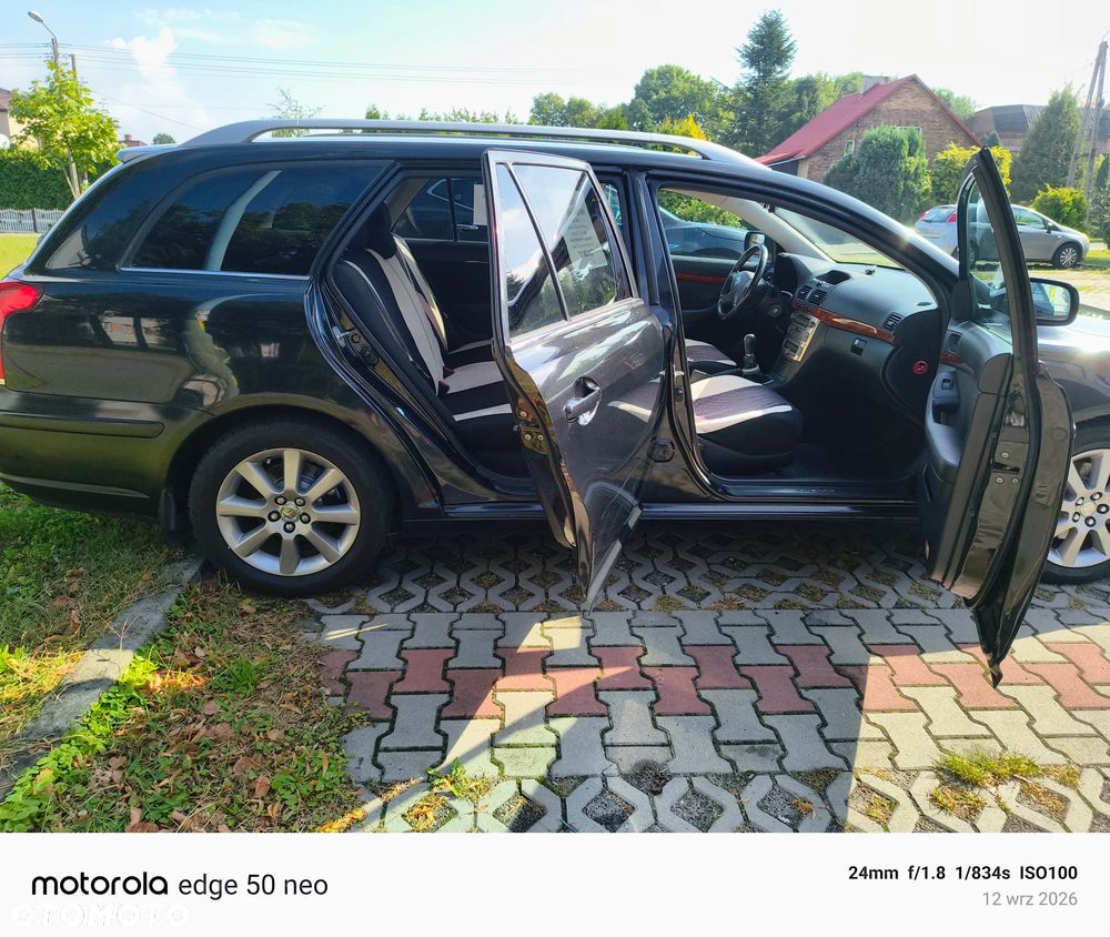 Toyota Avensis 2.0 D-4D Luna - 7