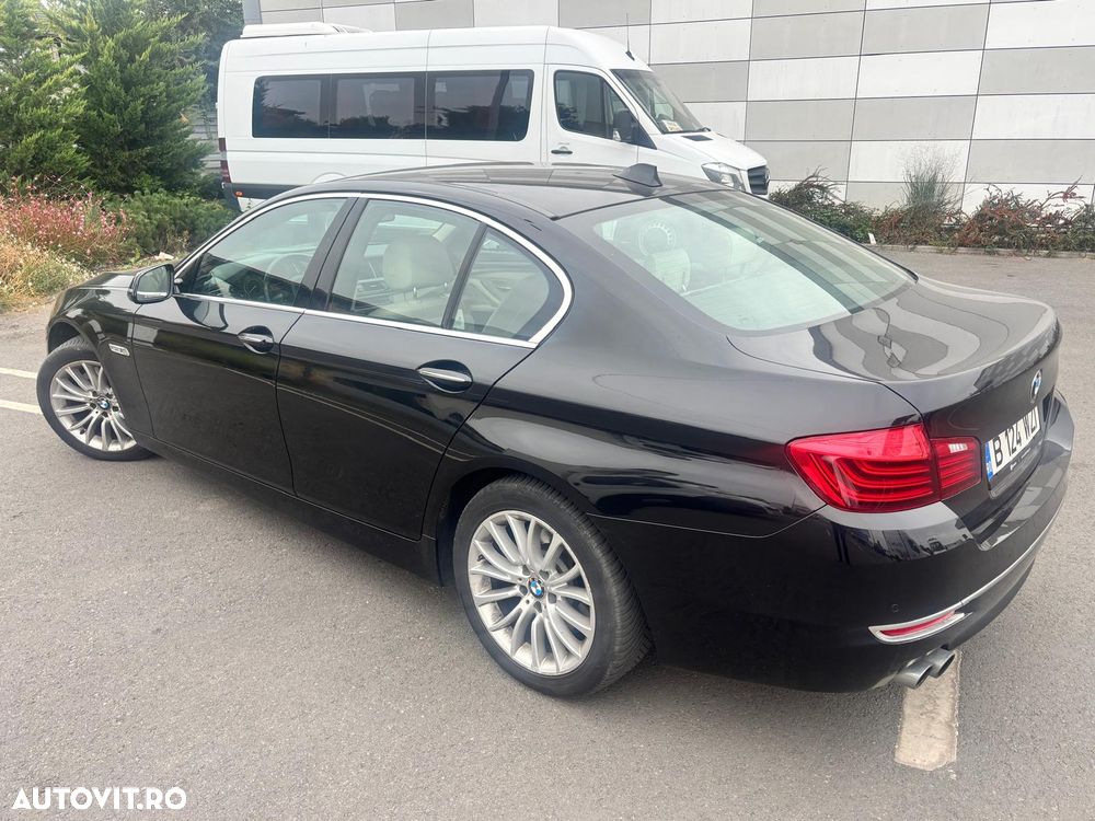 BMW Seria 5 530d xDrive AT - 1