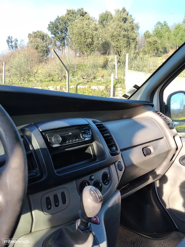 Renault Trafic 2.5 dCi 150 - 1