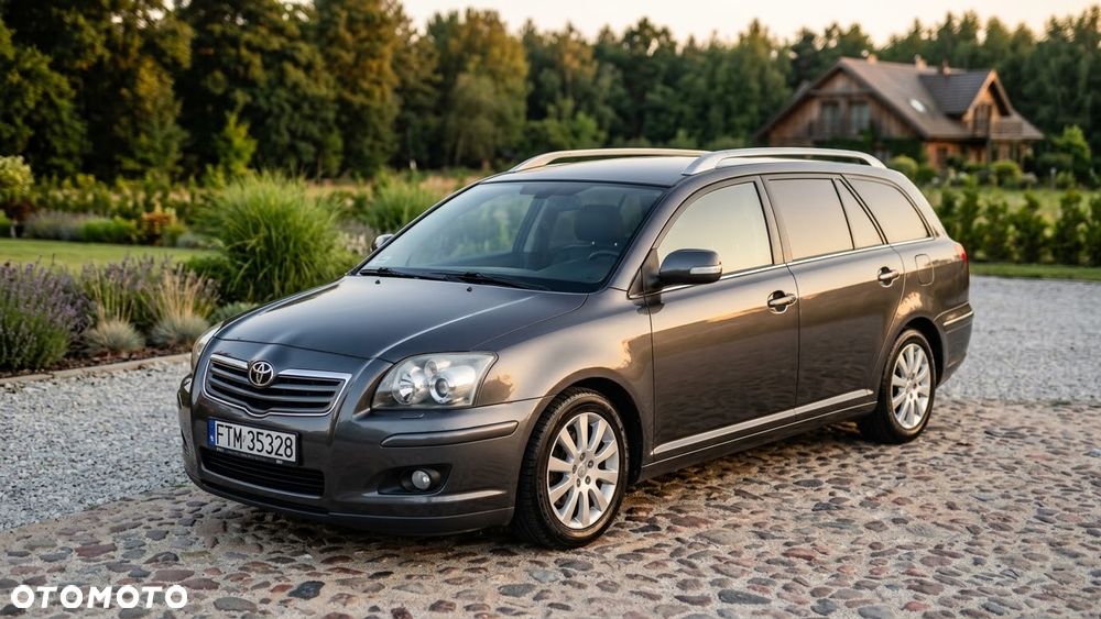 Toyota Avensis 2.0 D-4D Sol - 1