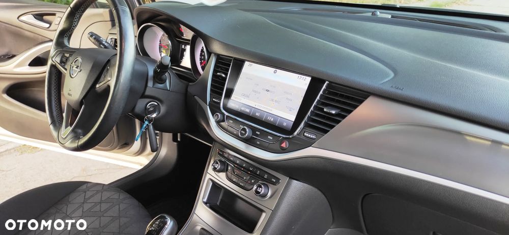 Opel Astra 1.4 T GPF Elite S&S - 24