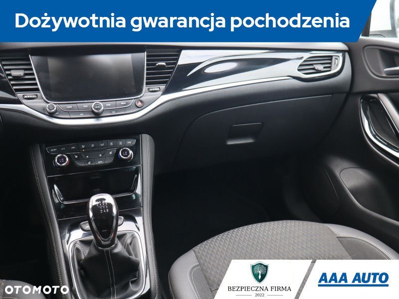 Opel Astra - 10