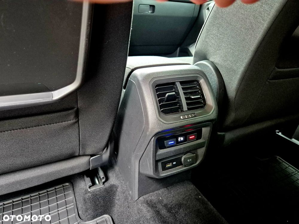 Volkswagen Tiguan Allspace - 9