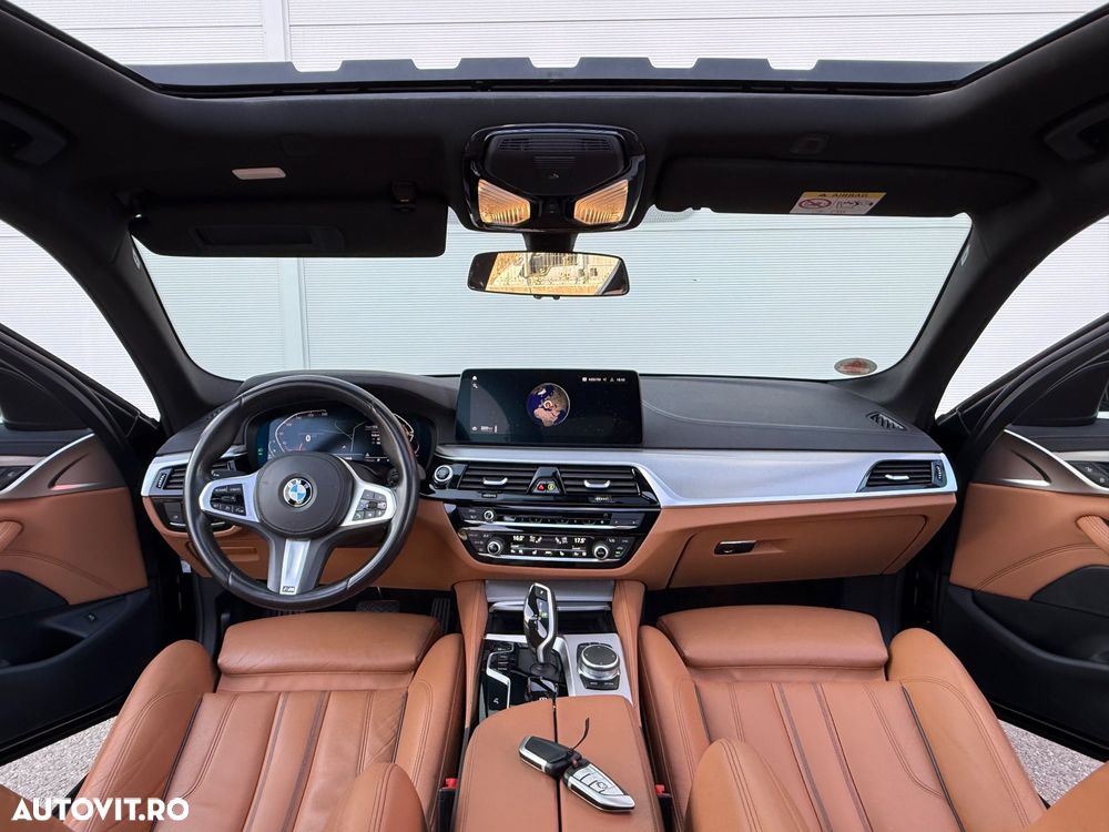 BMW Seria 5 520d xDrive AT MHEV - 13