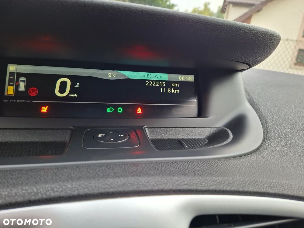 Renault Scenic 1.4 16V TCE Bose Edition - 10