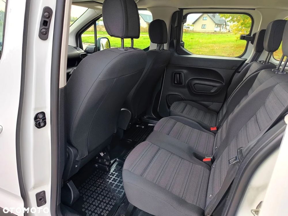 Opel Combo - 19