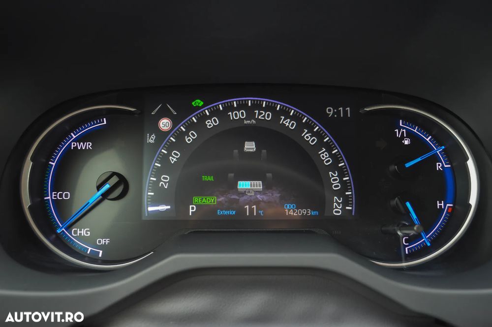 Toyota RAV4 2.5 4x4 Team Deutschland - 9