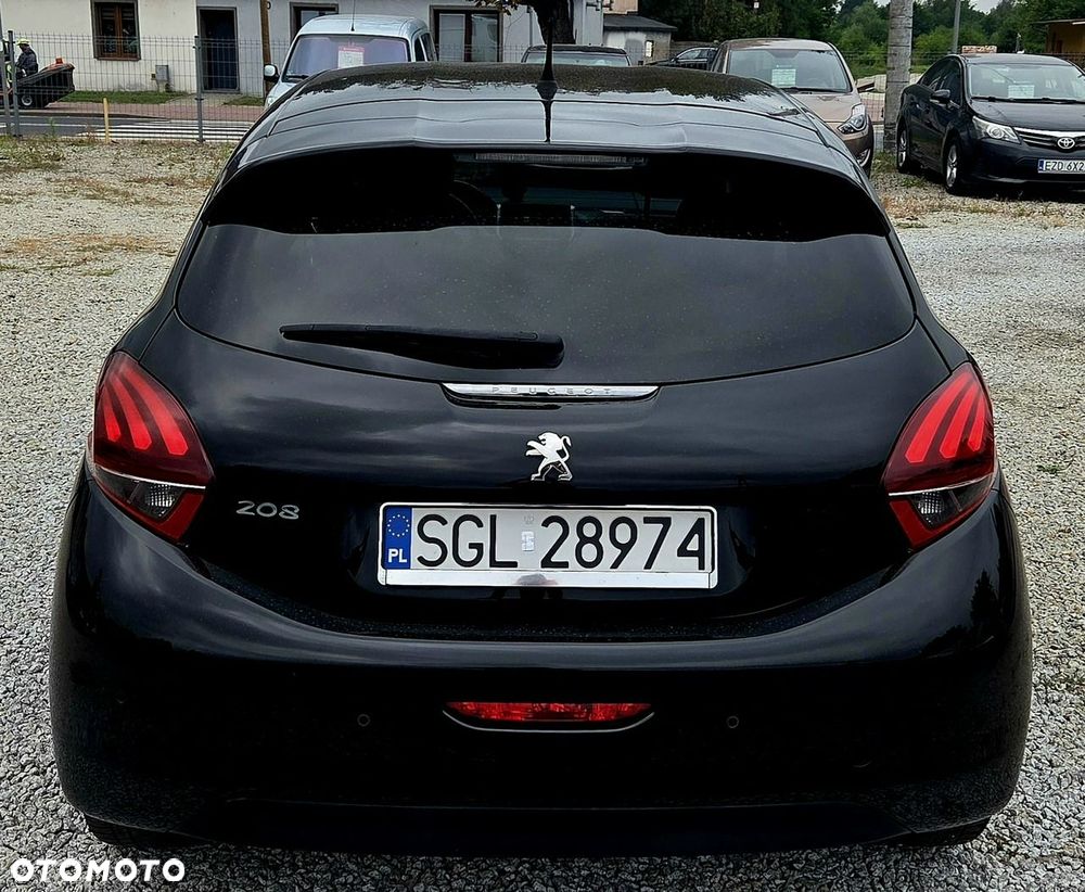 Peugeot 208 - 29