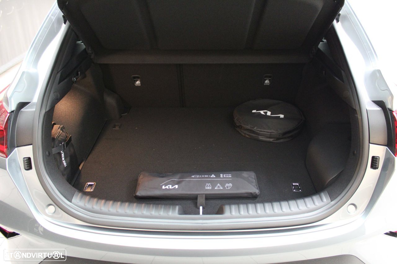 Kia XCeed 1.6 GDi PHEV Drive - 11