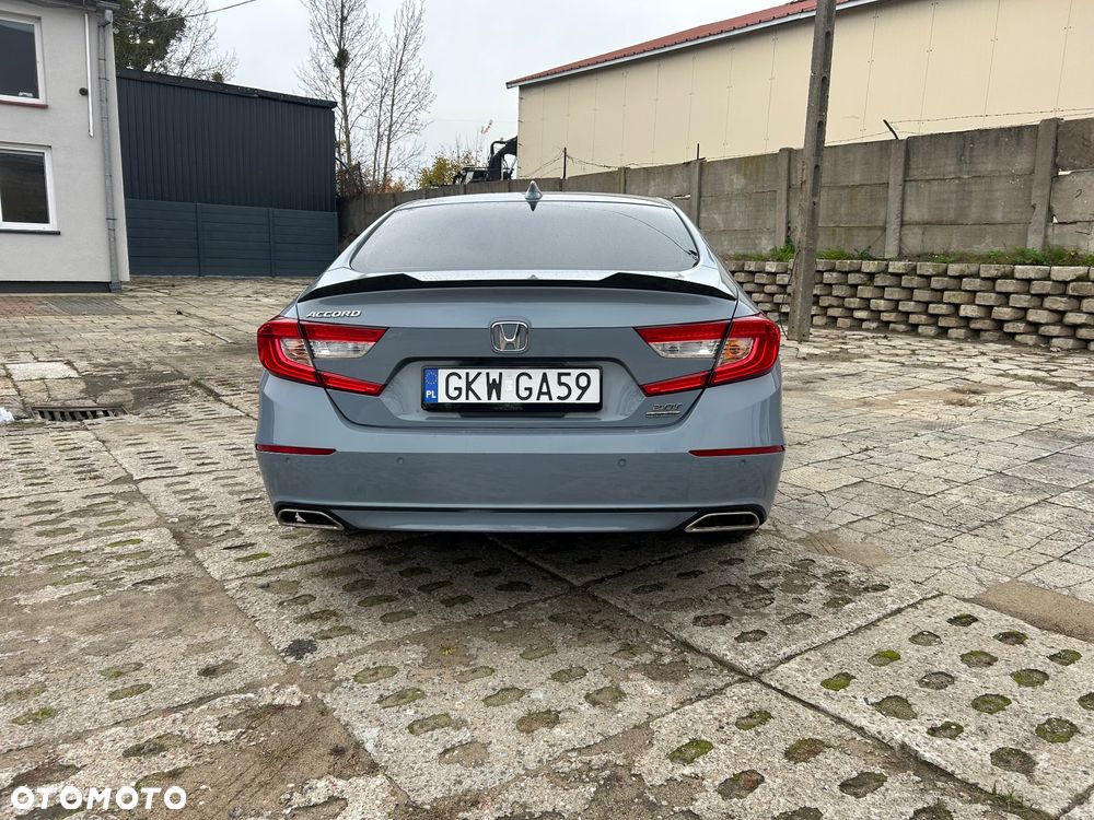 Honda Accord - 4