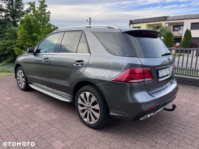 Mercedes-Benz GLE 350 d 4-Matic - 4