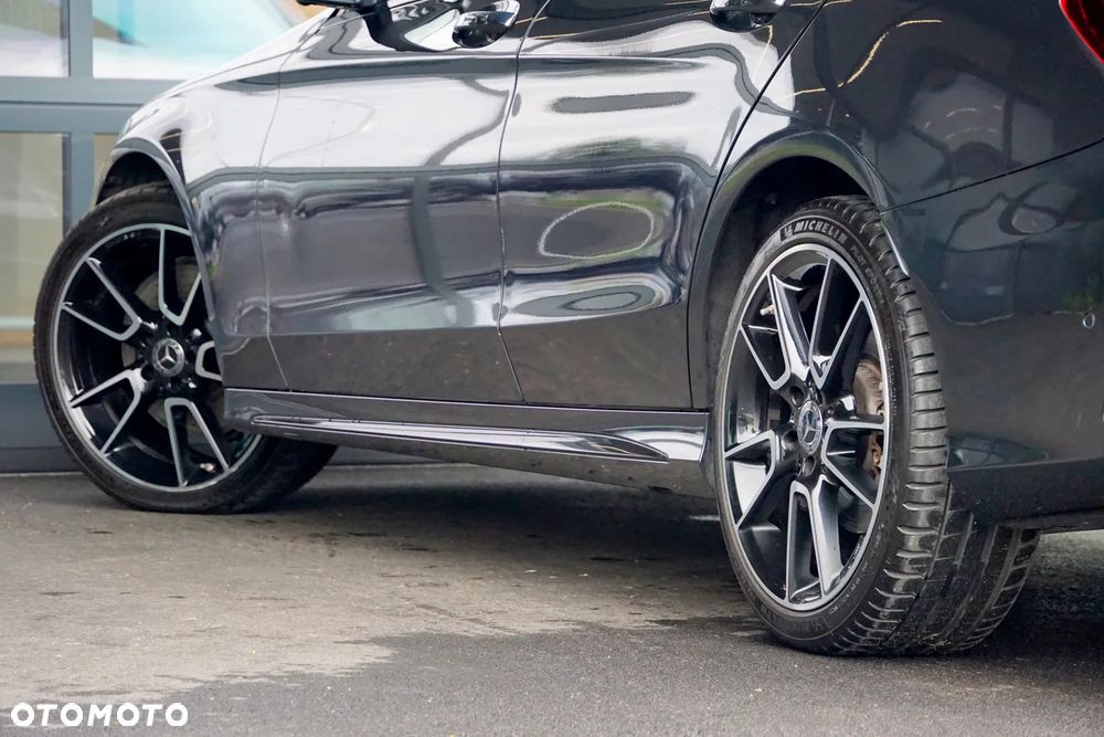 Mercedes-Benz Klasa C 400 4Matic 9G-TRONIC AMG Line - 14