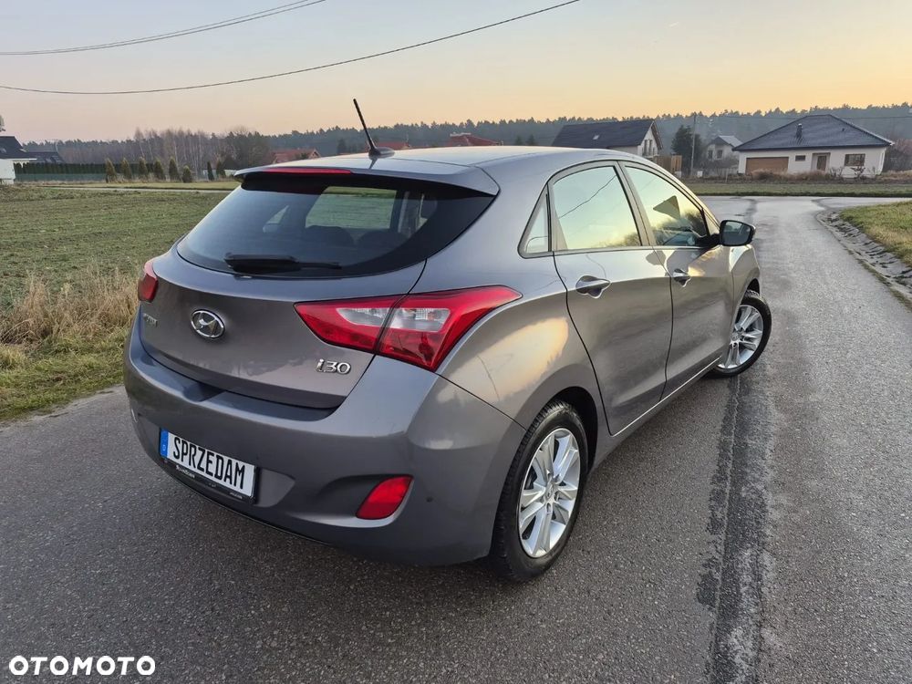 Hyundai i30 1.4 Premium - 10