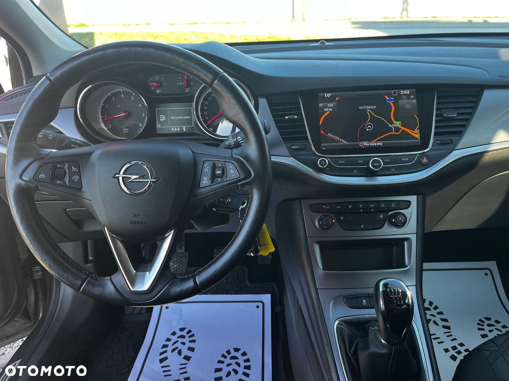 Opel Astra 1.4 Turbo Active - 24