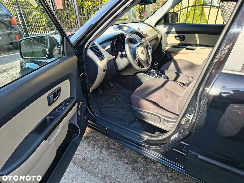 Kia Soul 1.6 M - 22