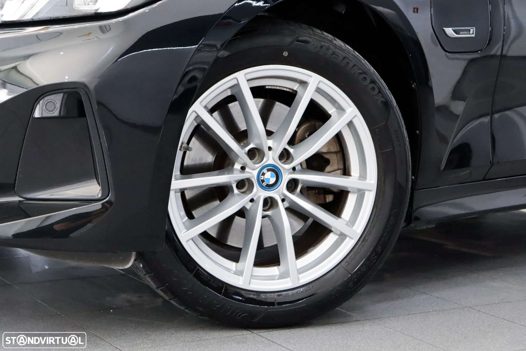 BMW 320 e Touring Auto - 10