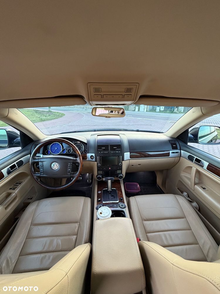 Volkswagen Touareg - 14