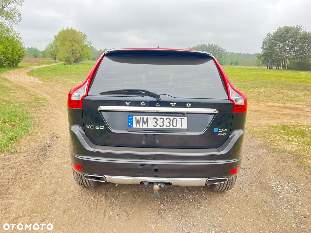Volvo XC 60 D5 AWD Momentum - 5