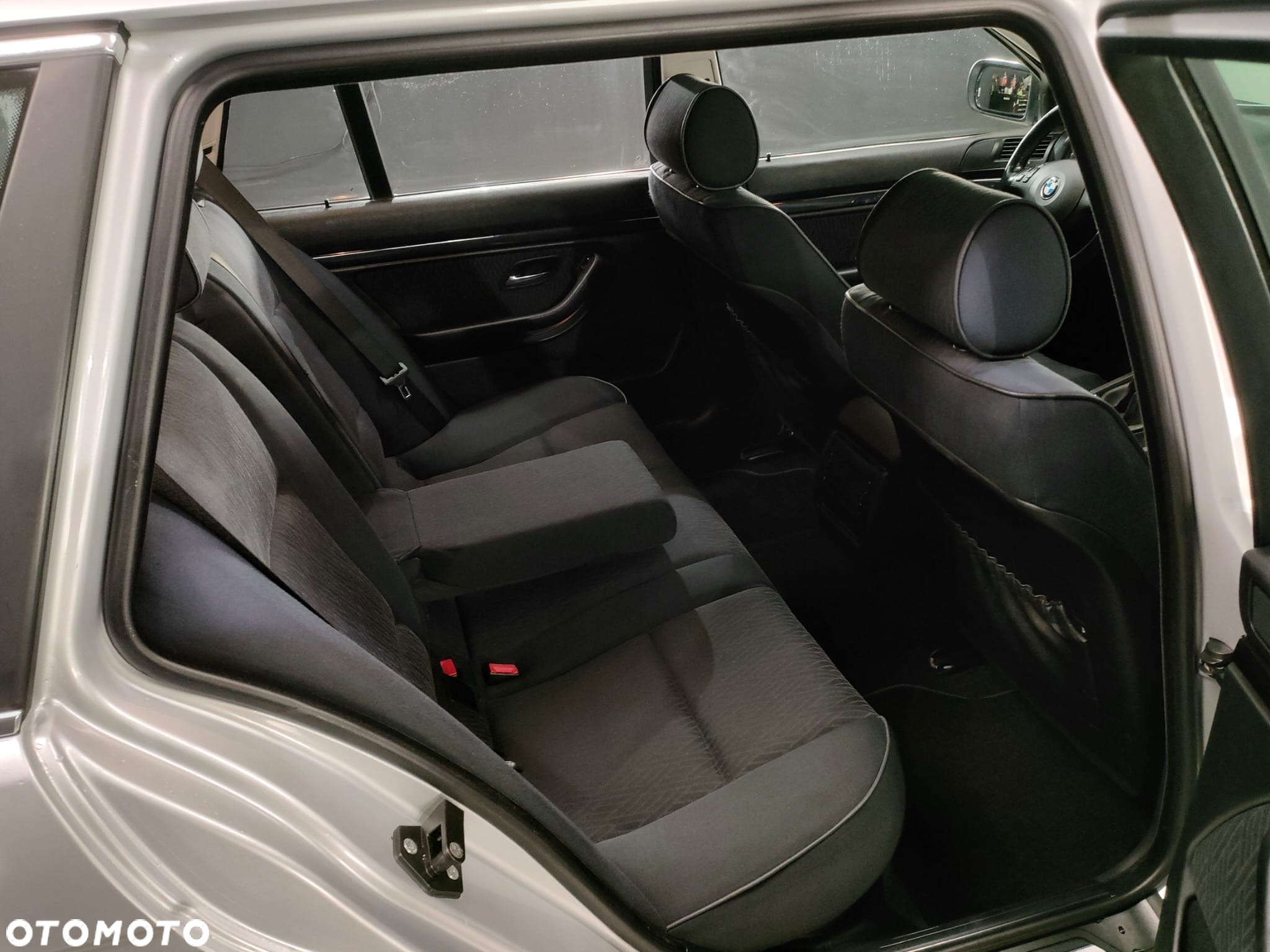 BMW Seria 5 525i - 24