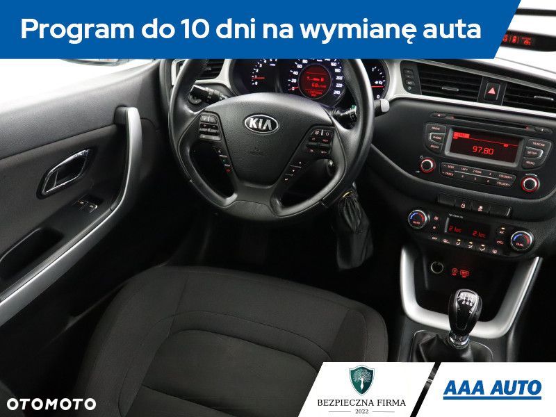 Kia Ceed - 9