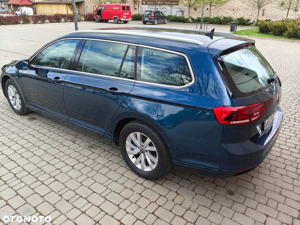 Volkswagen Passat 2.0 TDI SCR Comfortline DSG - 8
