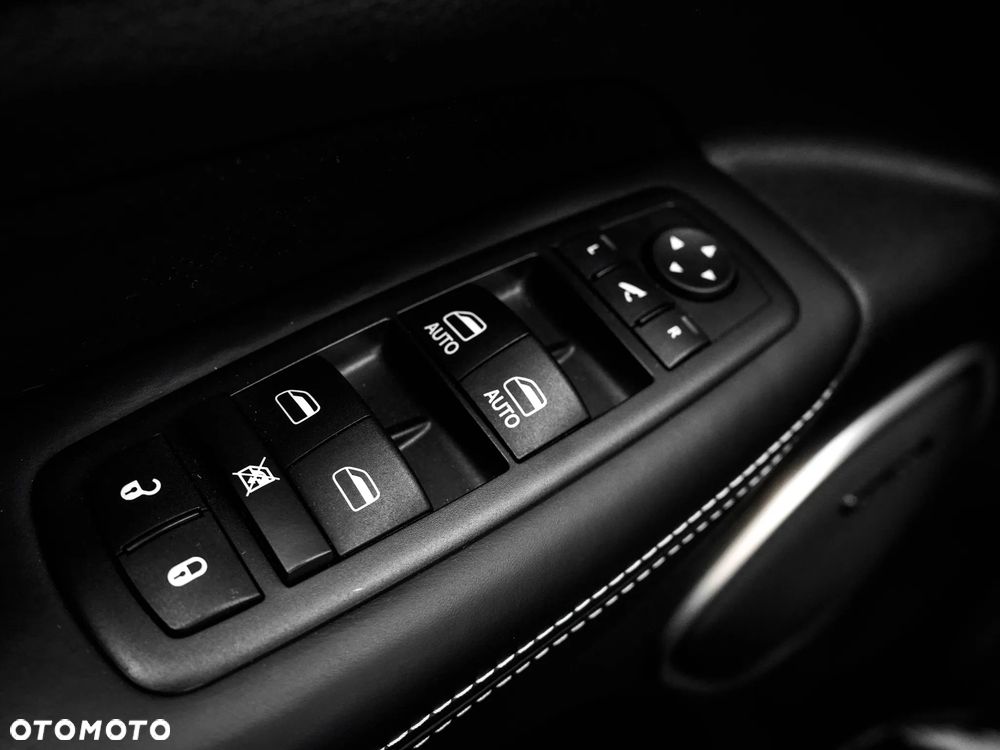 Jeep Grand Cherokee Gr 6.4 V8 SRT8 - 20