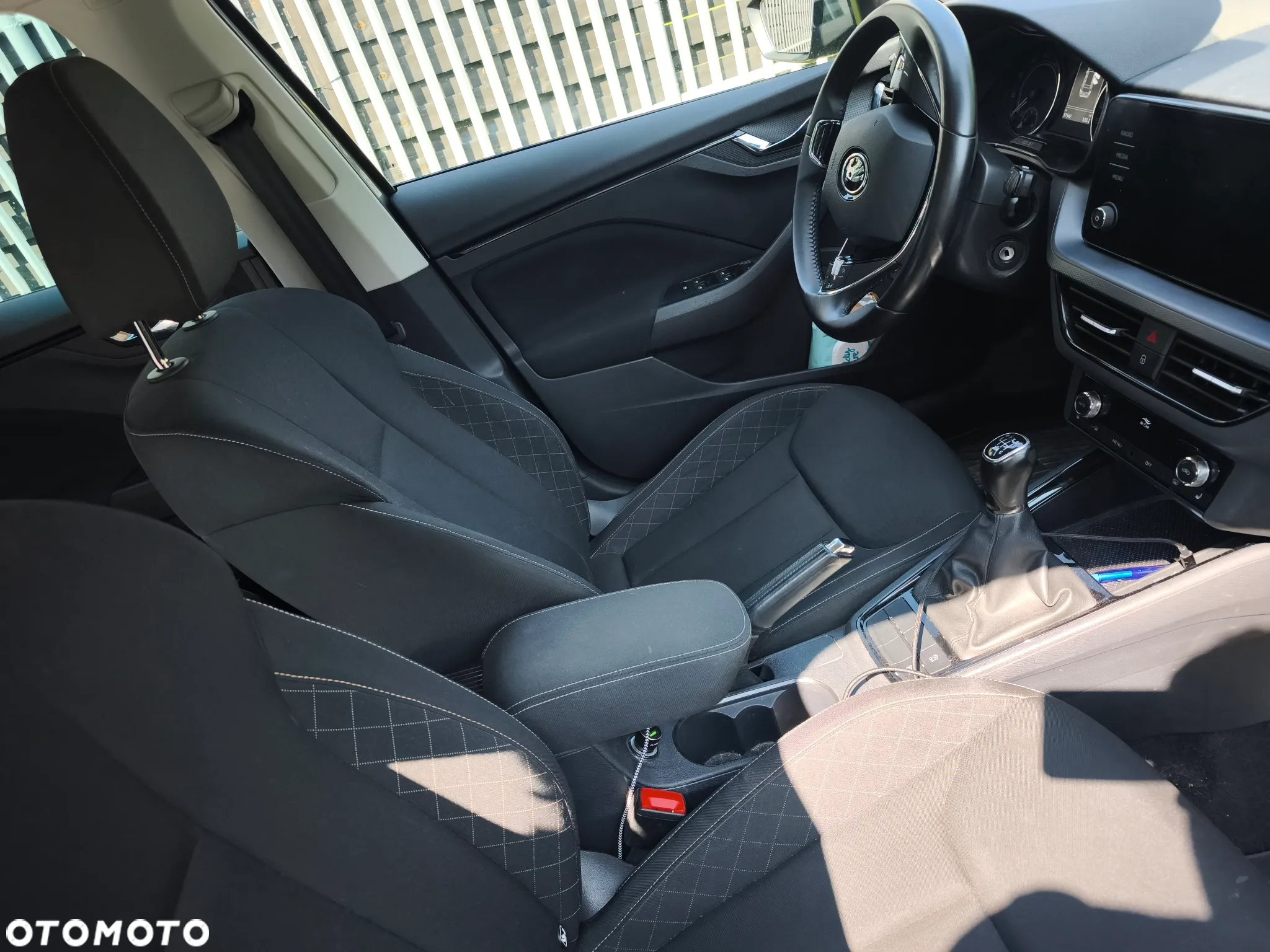 Skoda Kamiq 1.0 TSI Ambition - 8