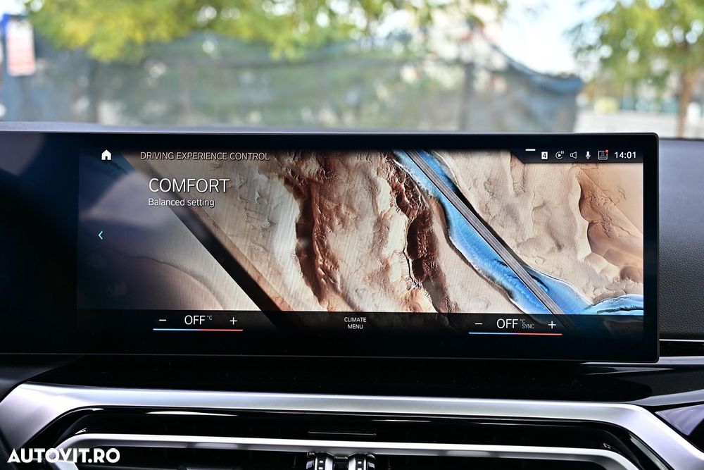 BMW Seria 3 330i xDrive AT - 36