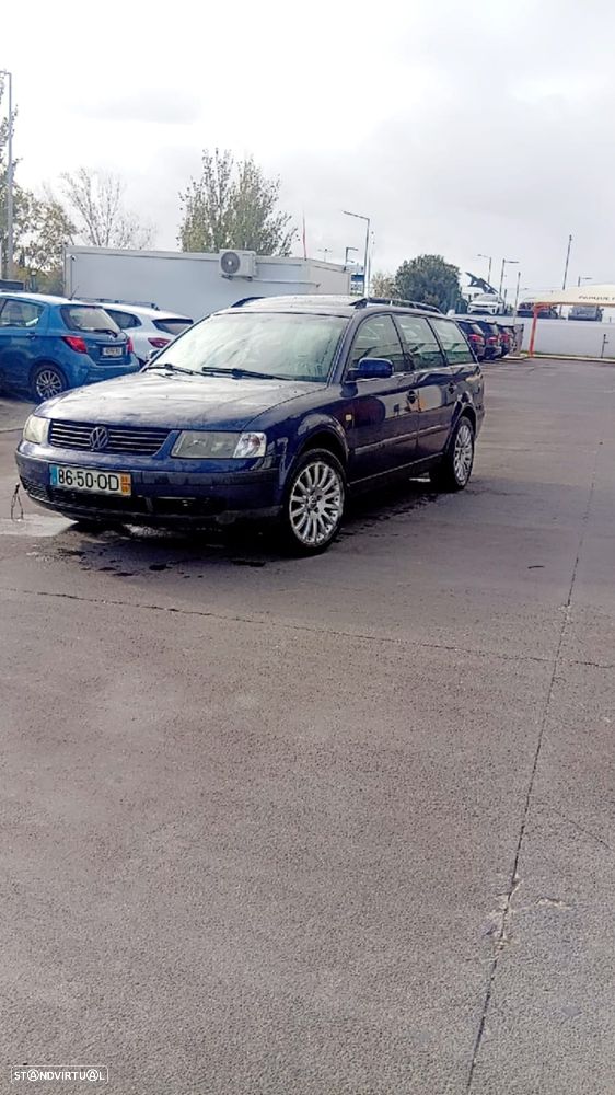 VW Passat Variant 1.9 TDi Confortline - 3