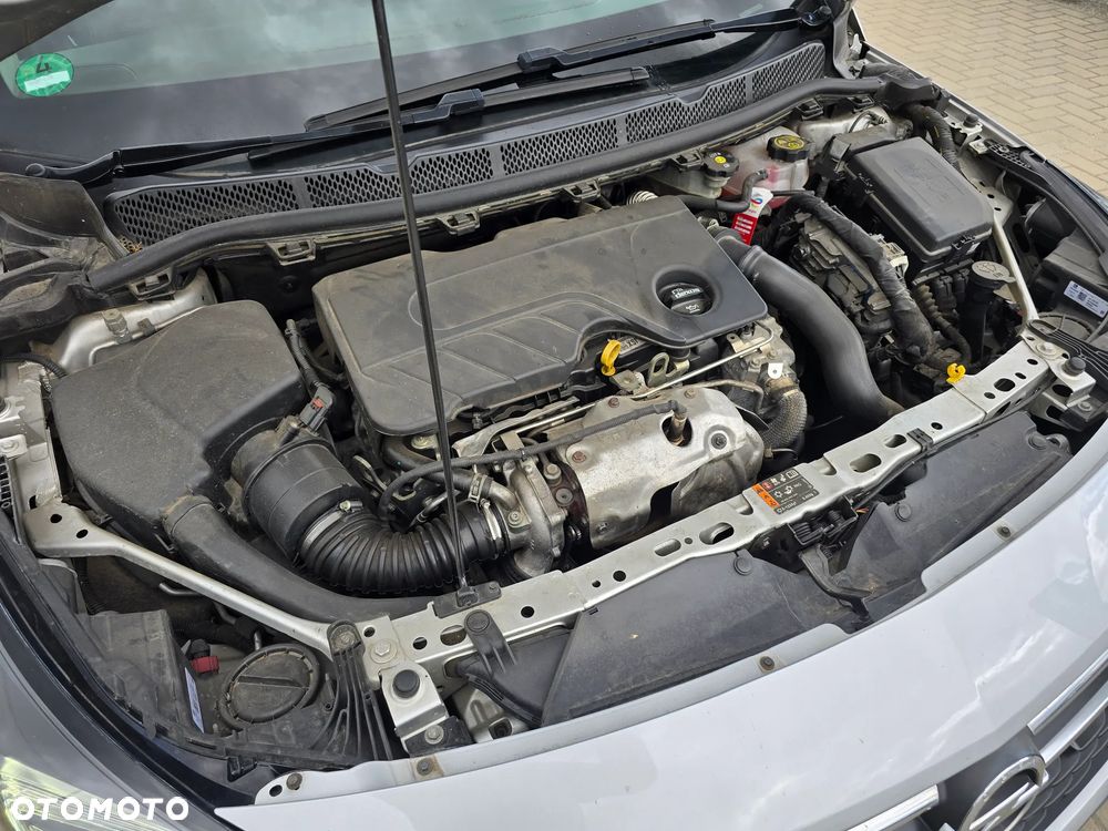 Opel Astra - 16