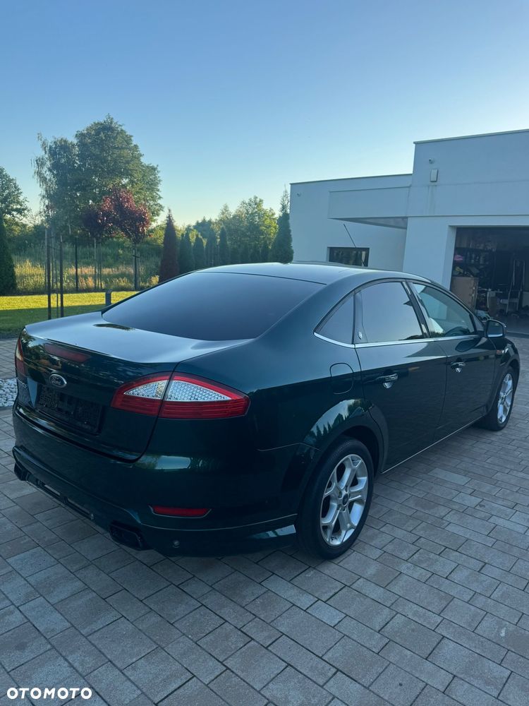 Ford Mondeo 2.5 Ghia - 8