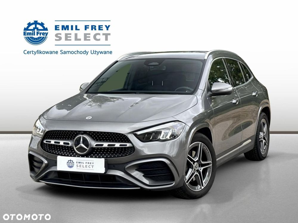 Mercedes-Benz GLA - 2