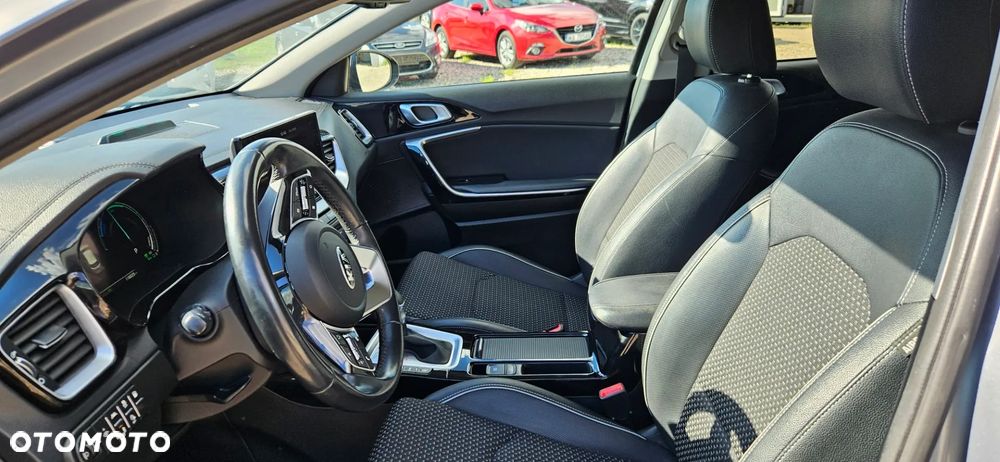 Kia XCeed 1.6 GDI DCT6 OPF PLATINUM - 20