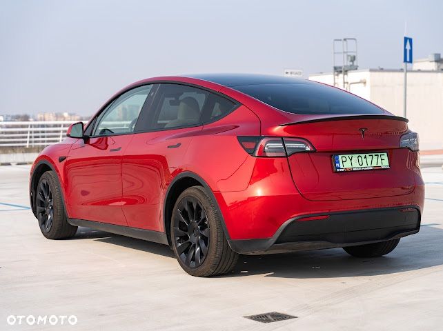 Tesla Y Model Long Range Dual Motor AWD - 4
