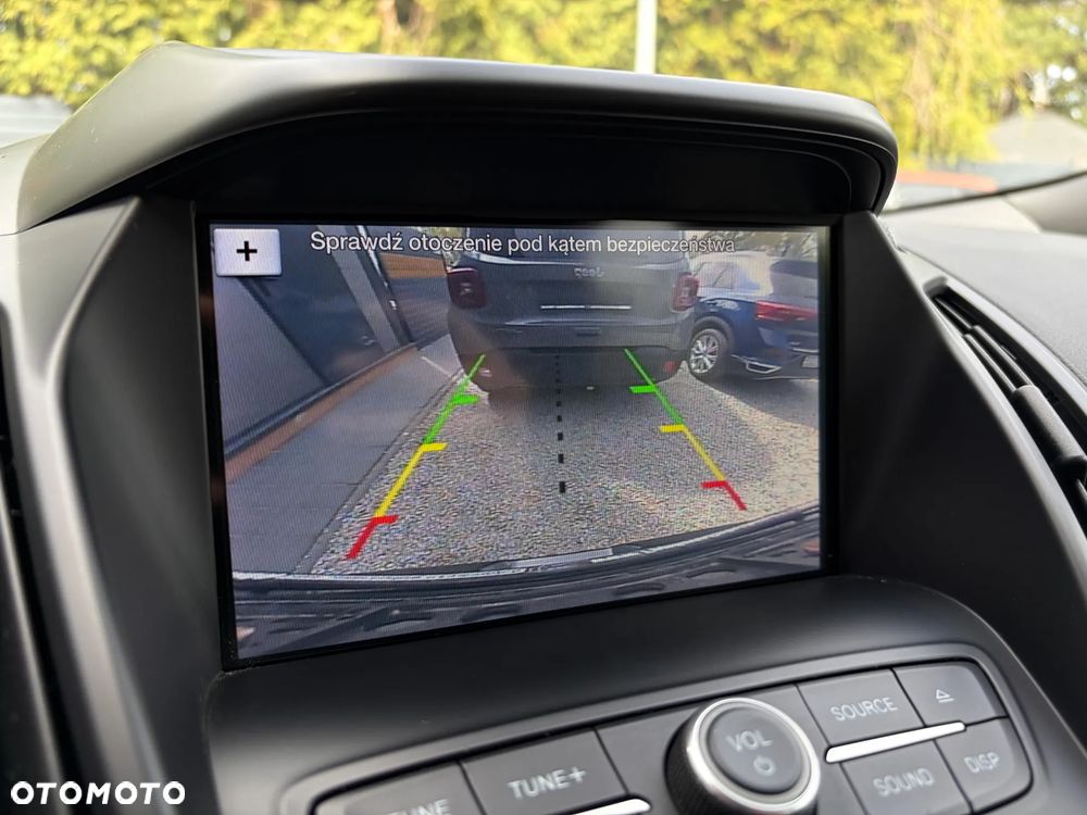 Ford Kuga 1.5 EcoBoost 2x4 ST-Line - 28
