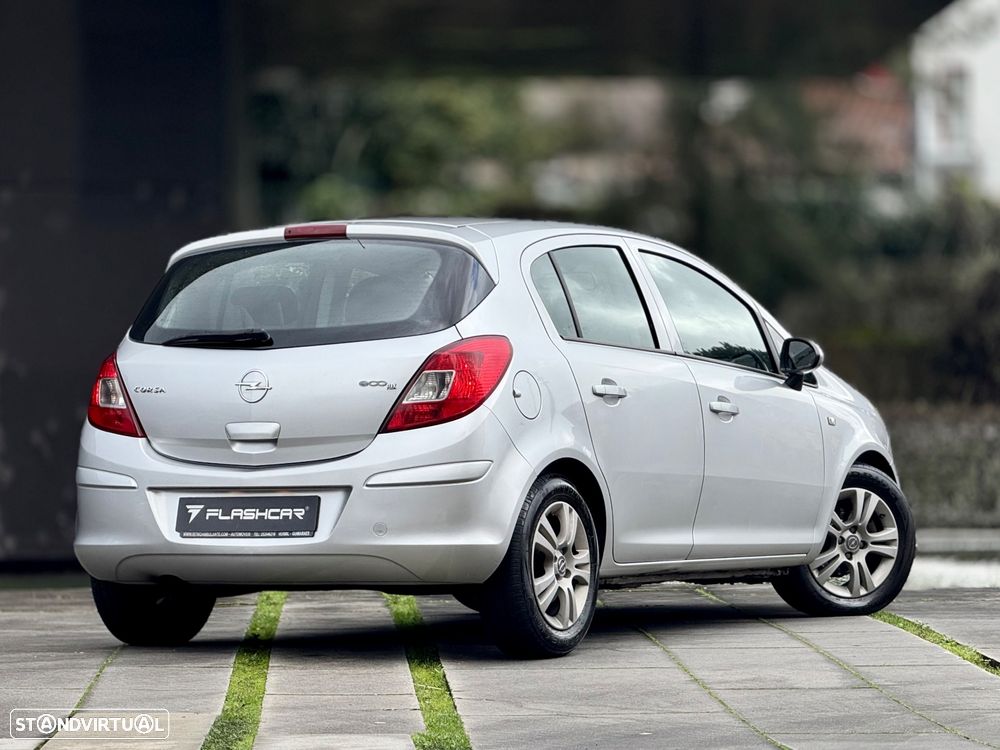 Opel Corsa 1.3 CDTI Enjoy EcoFLEX - 11