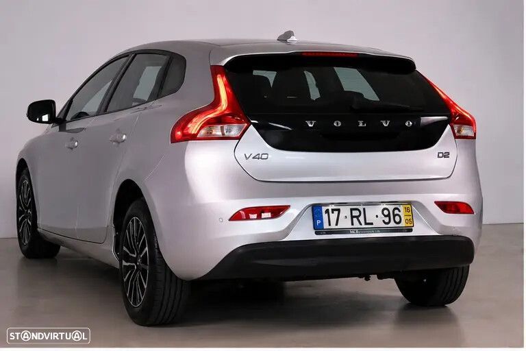 Volvo V40 2.0 D2 Momentum - 5