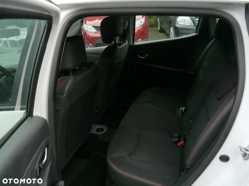 Renault Clio 1.2 16V Authentique - 23